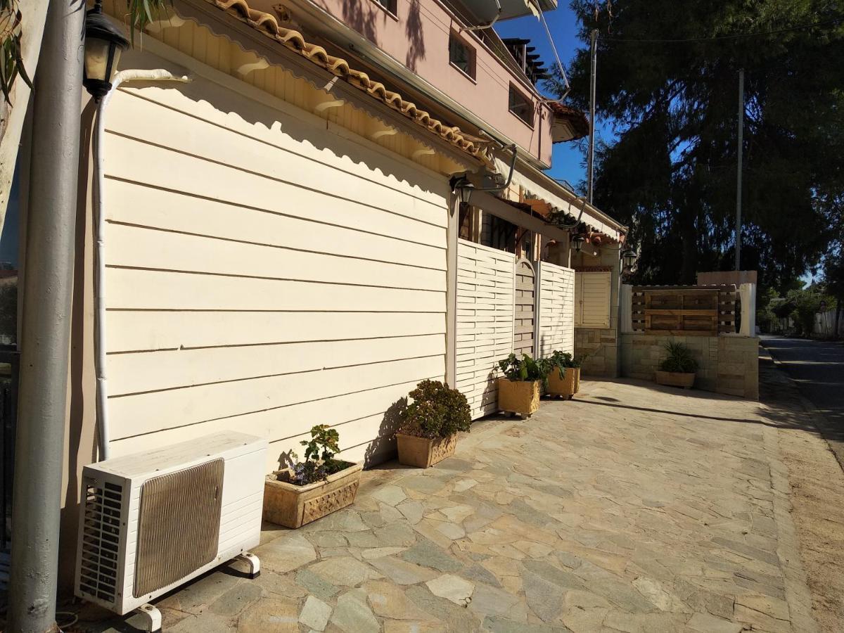 Alternative Country House 10 Minutes From Athens Airport Луца Экстерьер фото