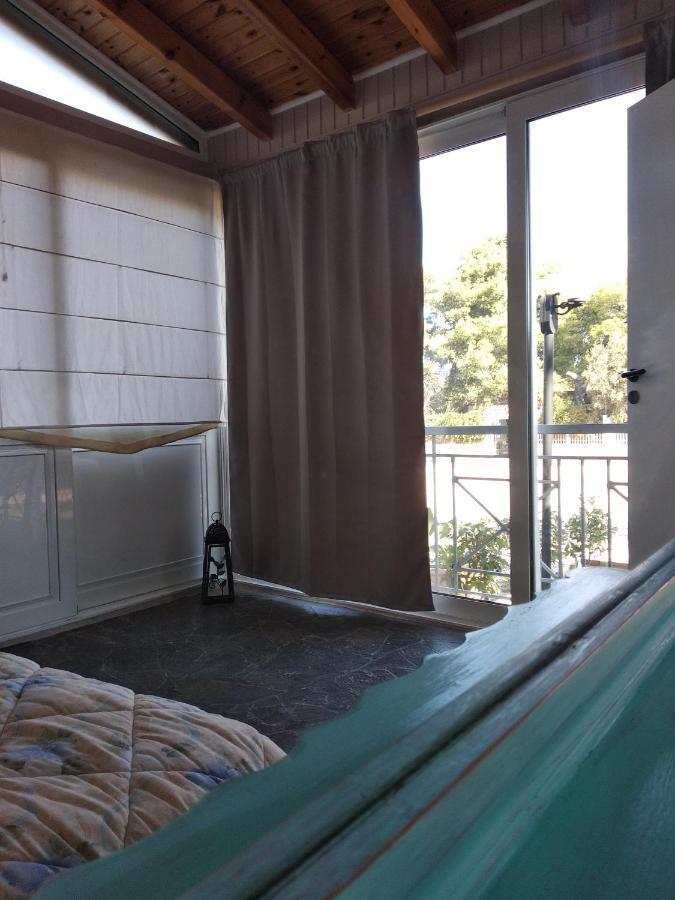 Alternative Country House 10 Minutes From Athens Airport Луца Экстерьер фото