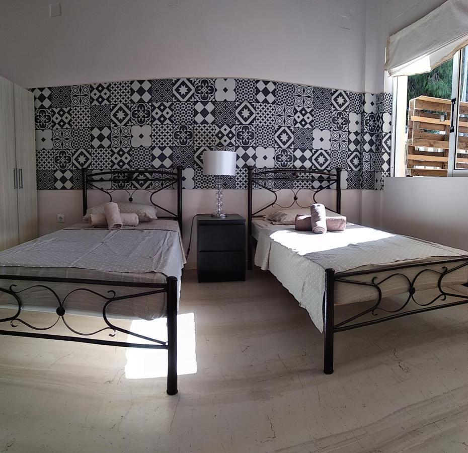 Alternative Country House 10 Minutes From Athens Airport Луца Экстерьер фото